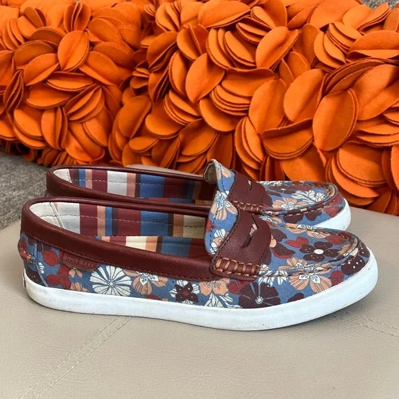 ❣️Cole Haan Grand Zeros Floral Canvas & Leather Trim Sneakers❣️ - Picture 1 of 9